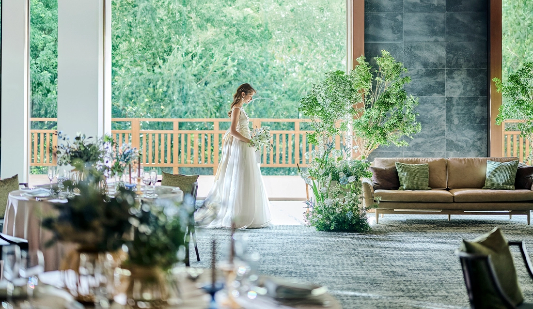 花嫁様に大人気のJUNOブランドのドレス2着＆タキシード1着（60万円相当）をプレゼント