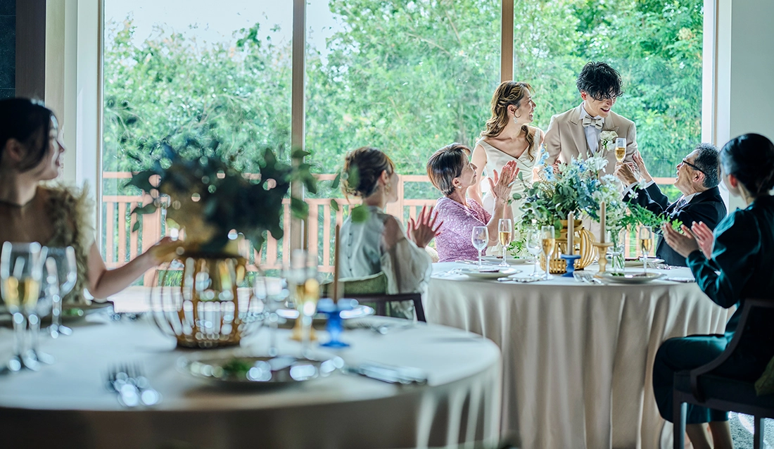 ウェディングケーキ×人数分プレゼント