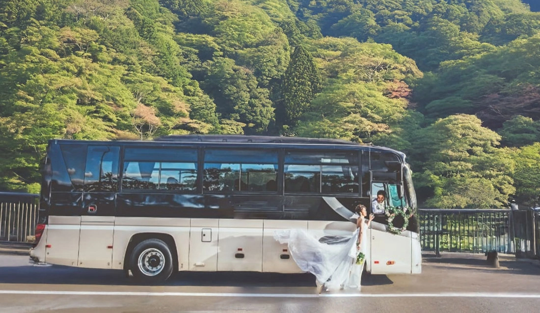 送迎バス２台プレゼント！